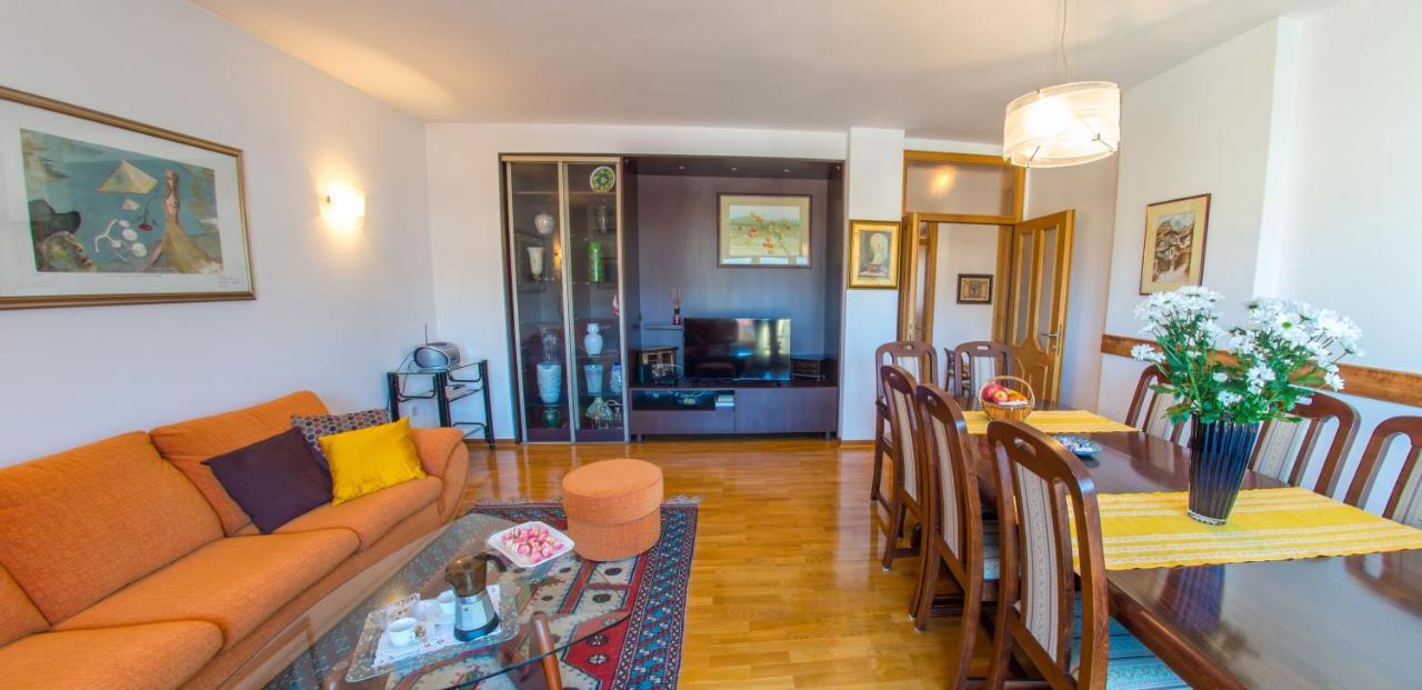 Apartment Italy - Promenade Mostar Exteriör bild