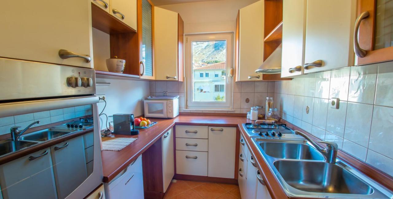 Apartment Italy - Promenade Mostar Exteriör bild