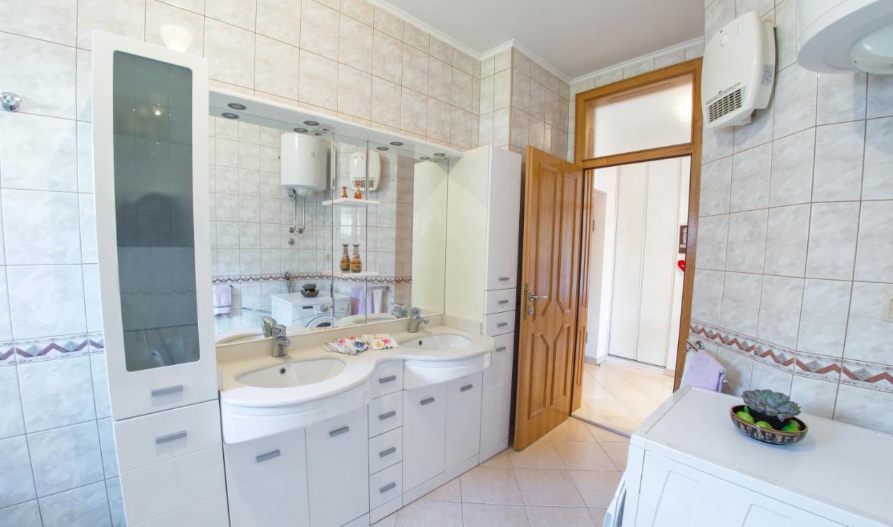 Apartment Italy - Promenade Mostar Exteriör bild