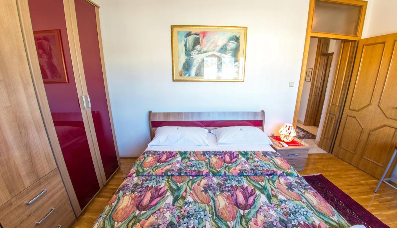 Apartment Italy - Promenade Mostar Exteriör bild